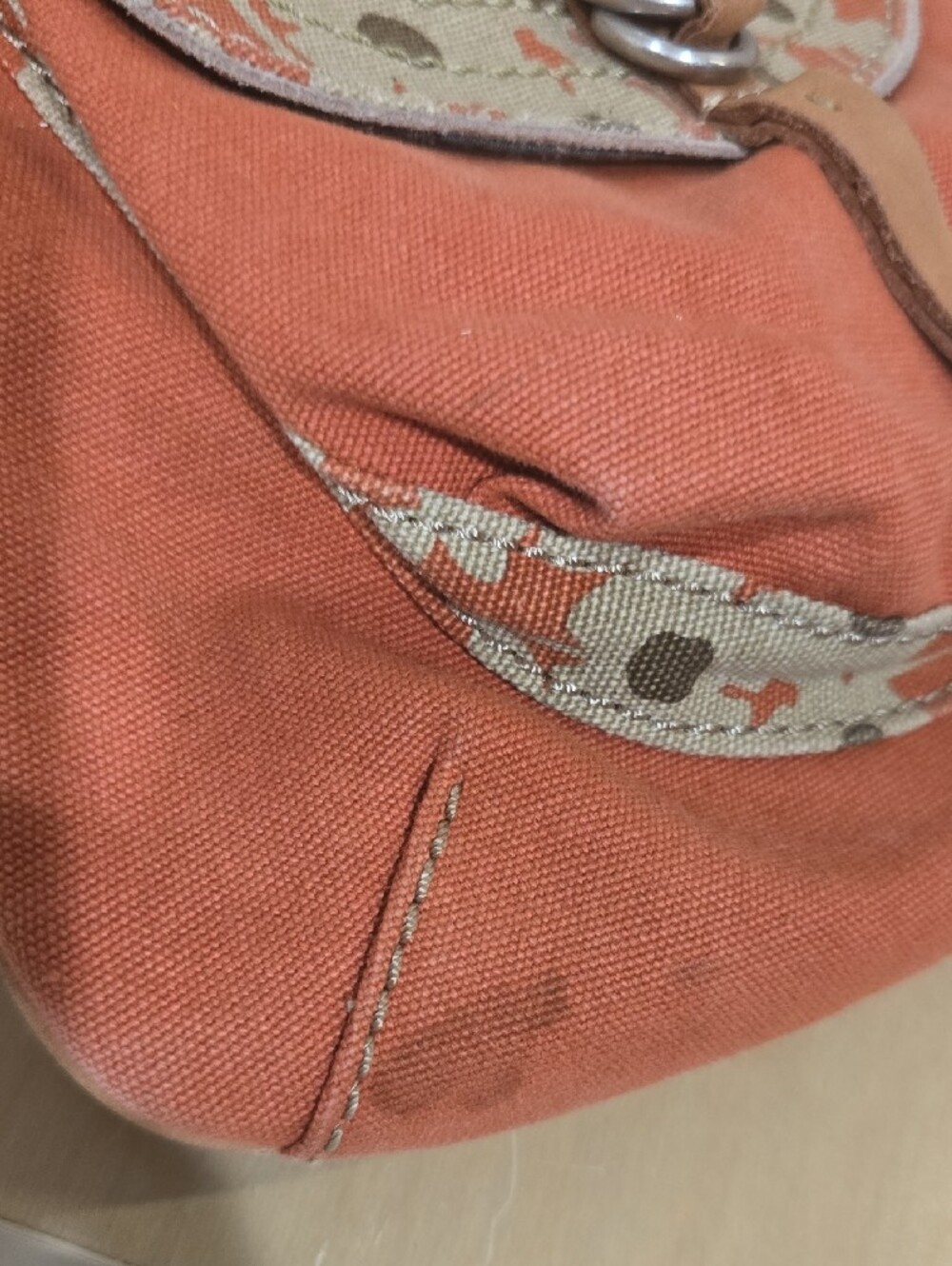 🌼Fossil Rust Canvas Crossbody & Coin Wallet with Floral Accent - Picture 12 of 16
